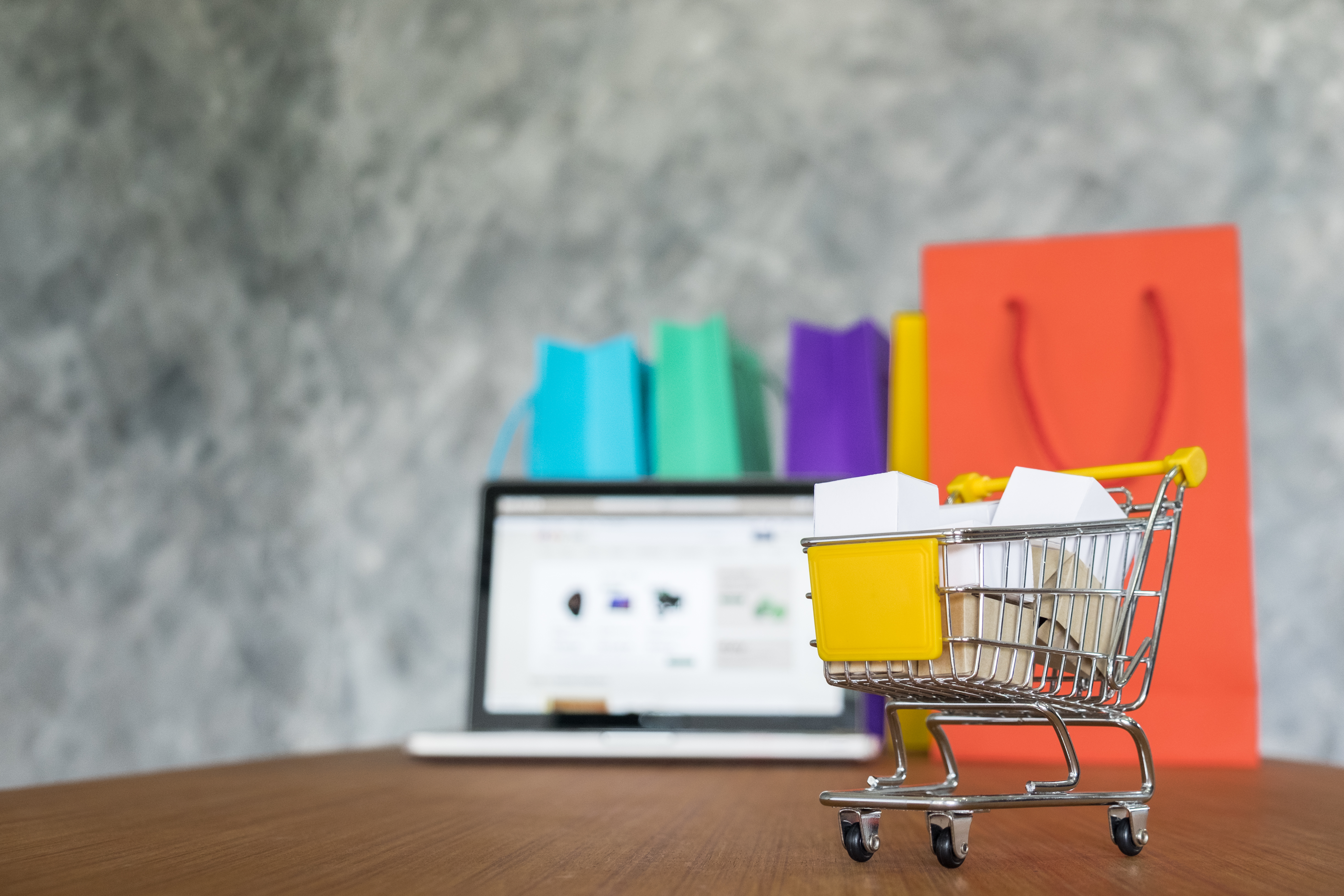 O que é um e-commerce: como funciona, principais tipos e como criar um em 2020