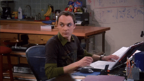Sheldon de The Big Bang Theory mostrando como monitorar e analisar dados